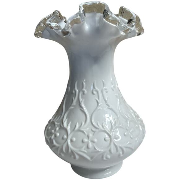 Vntg Fenton Art Milk Glass Spanish Lace Clear Crest Ruffled Rim Vase 7.5" - Picture 1 of 5